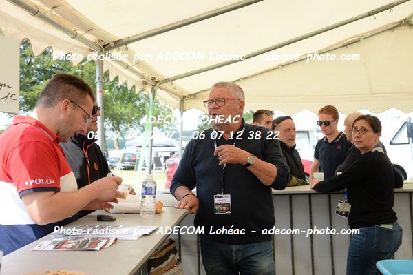 http://v2.adecom-photo.com/images//6.COURSE DE COTE/2023/9_COURSE_DE_COTE_ST_GOUENO_2023/LA_BUVETTE/39E_5263.JPG